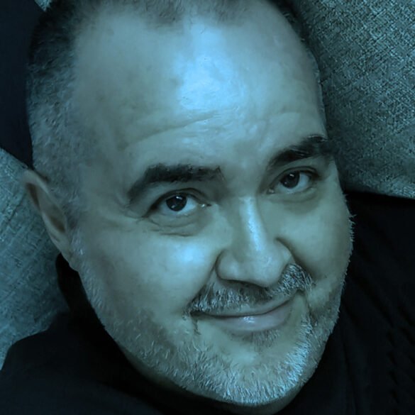 José Antonio Robles - Cahero