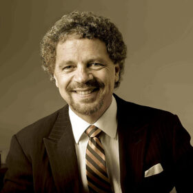 Álvaro Bitrán
