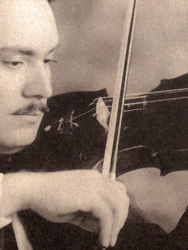 Revueltas con violín